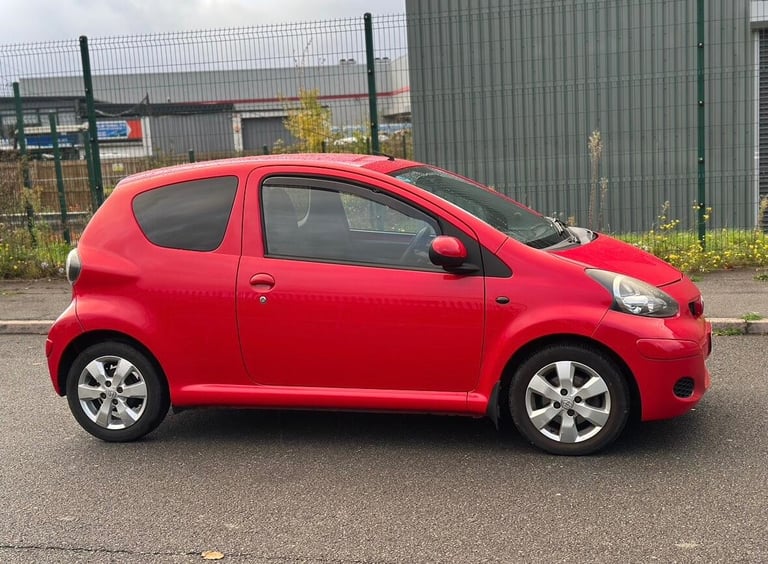 2011 Toyota AYGO 1.0 VVT-i Go Euro 5 3dr HATCHBACK Petrol Manual