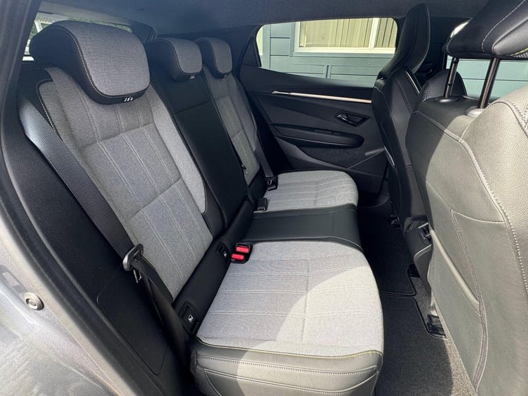2024 Renault Megane E Tech comfort range 60kWh techno Auto 5dr (22kW Charger) HATCHBACK Electric ...