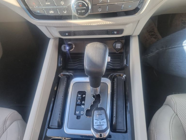 2020 Ssangyong Rexton 2.2D Ultimate SUV 5dr Diesel T-Tronic 4WD Euro 6 (181 ps) Diesel Automatic