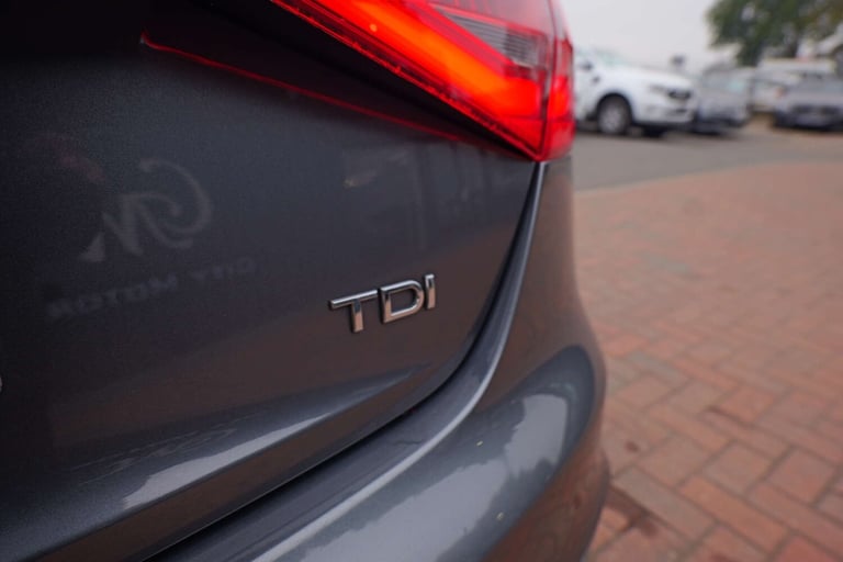 2014 Audi A4 2.0 A4 S Line TDI 4dr Saloon Diesel Manual