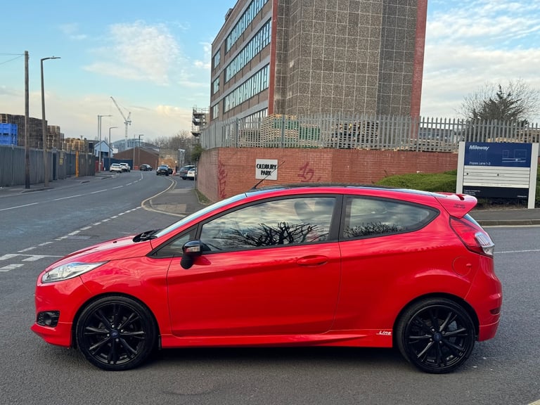 2016 Ford Fiesta 1.0 EcoBoost 140 Zetec S Red 3dr HATCHBACK Petrol Manual