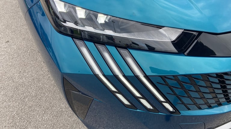 2025 Peugeot 3008 1.2 HYBRID GT SUV 5dr Petrol Hybrid e-DSC6 Euro 6 (s/s) (136 ps) SUV Hybrid Aut...