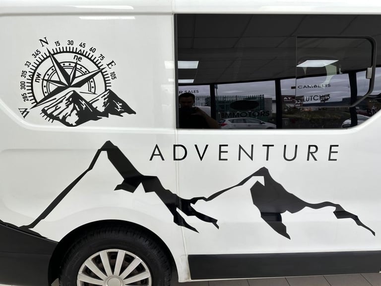 2015 Renault Trafic 1.6 dCi 27 Business camper conversion, 6 seats 5dr Diesel Manual SWB Standa C...