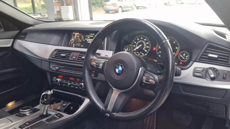 2014 BMW 5 Series 2.0 520d M Sport Auto Euro 6 (s/s) 4dr SALOON Diesel Automatic