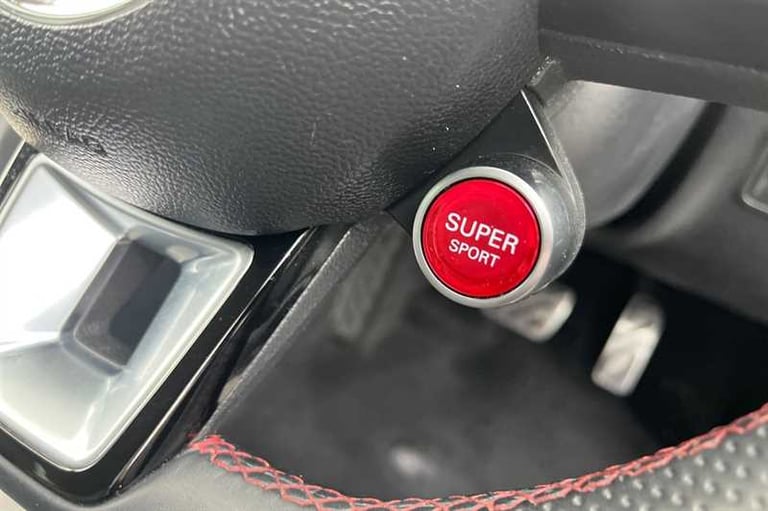 2024 MG MG HS 1.5 T-GDI Trophy SUV 5dr Petrol DCT Euro 6 (s/s) (162 ps) SUV Petrol Automatic