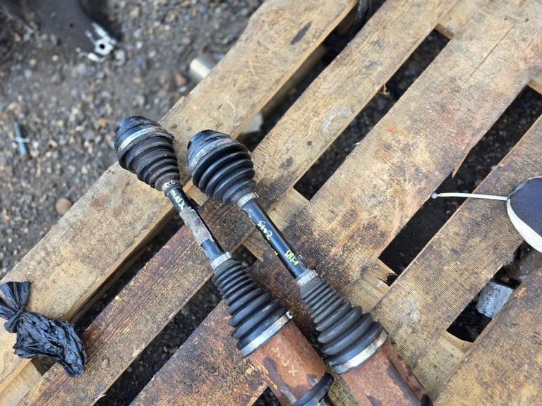 BMW 1 2 3 4 Series X-Drive F20 F26 F30 F32 F34 Front Driveshaft Breaking Part 
