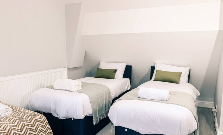 欢迎 Spacious 3-Bed Home Near Manchester City Centre – Short/Medium Stays, FREE CLEANING