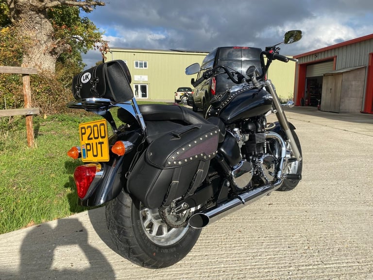 TRIUMPH BONNEVILLE AMERICA 865, 2011, 8,519 MILES, VERY CLEAN CRUISER