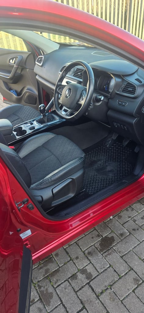 Renault, KADJAR, Hatchback, 2019, Manual, 1333 (cc), 5 doors