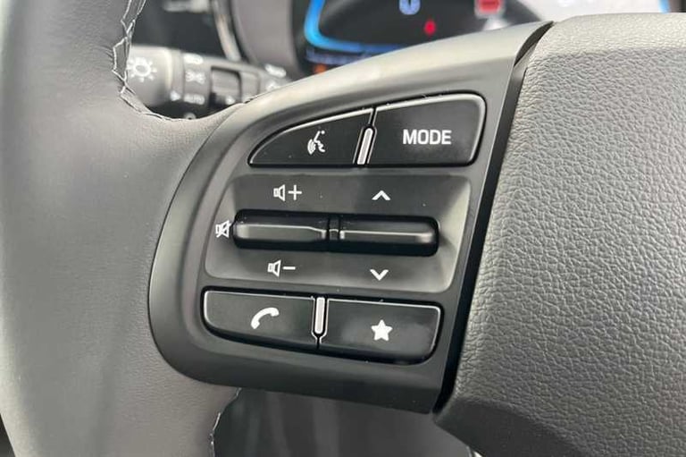 2025 Hyundai i10 1.0 Advance Hatchback 5dr Petrol Auto Euro 6 (s/s) (63 ps) Hatchback Petrol Auto...