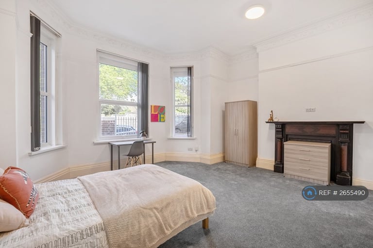 13 bedroom house in Queen Anne Terrace, Plymouth, PL4 (13 bed) (#2655490)