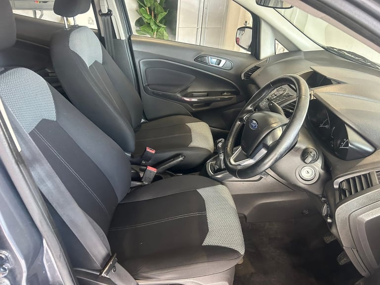 Ford, ECOSPORT, Hatchback, 2015, Manual, 999 (cc), 5 doors