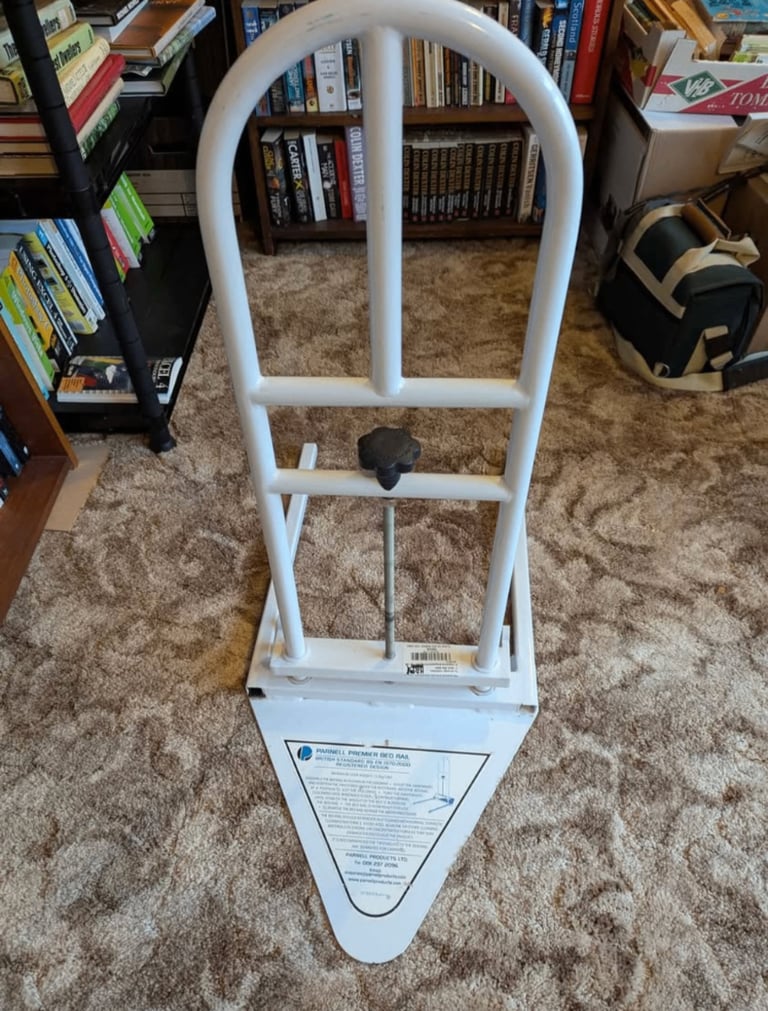 Heavy duty metal bed guard assist