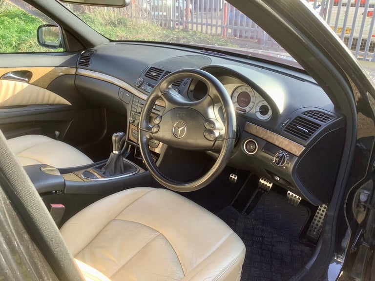 Mercedes-Benz, E CLASS, Saloon, 2008, Manual, 2148 (cc), 4 doors