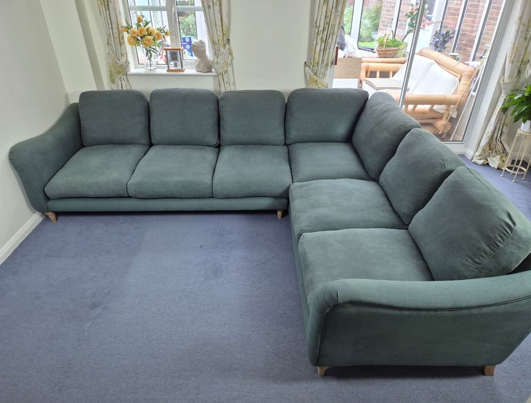 Loaf Bumpster Extra Large Corner Sofa in Green Clever Linen RRP £5095 *FREE LOCAL DELIVERY*