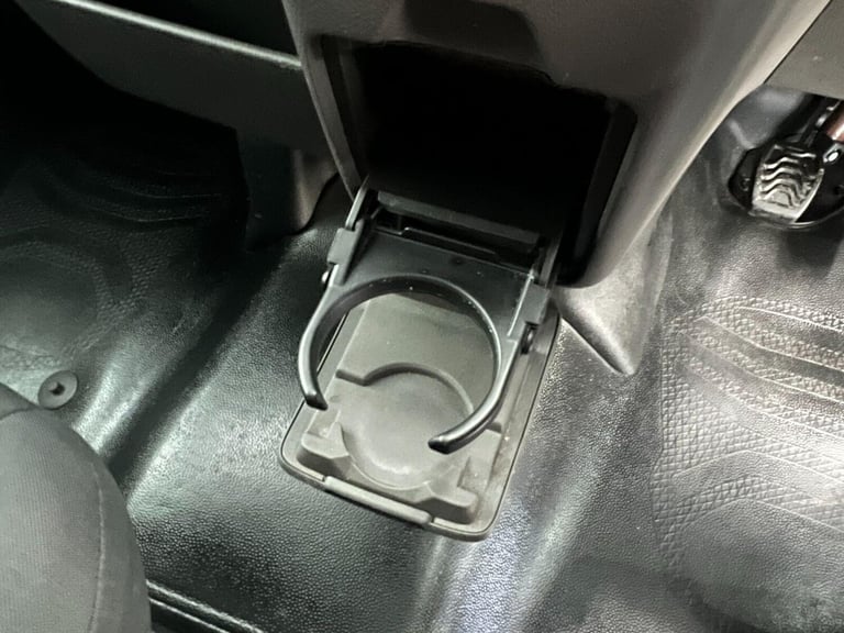 2023 Ford Transit 2.0 350 EcoBlue Leader FWD L4 Euro 6 (s/s) 2dr Luton Diesel Manual