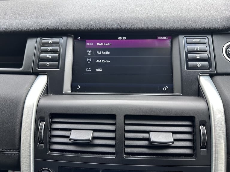 2016 Land Rover Discovery Sport TD4 SE Tech SUV Diesel Manual