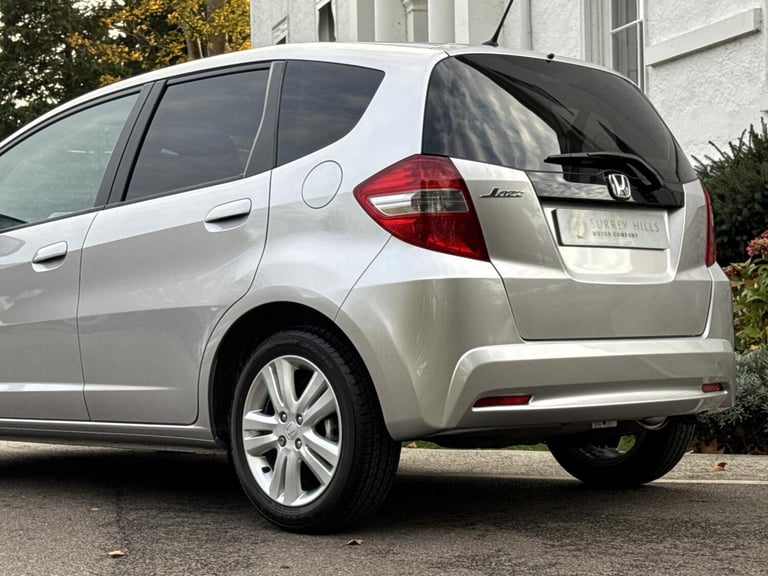 2013 Honda Jazz 1.4 i-VTEC ES Plus Hatchback 5dr Petrol CVT Euro 5 (99 ps) Hatchback Petrol Autom...