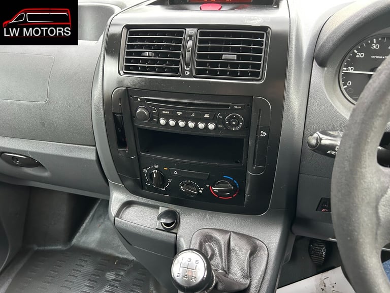 PEUGEOT EXPERT 1200 1.6 HDI L2H1 LWB PANEL VAN 2014 63 REG