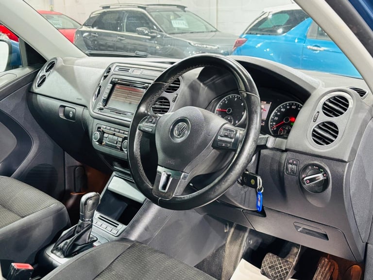 2012 Volkswagen Tiguan 2.0 TDI BlueMotion Tech SE DSG 4WD Euro 5 (s/s) 5dr ESTATE Diesel Automatic