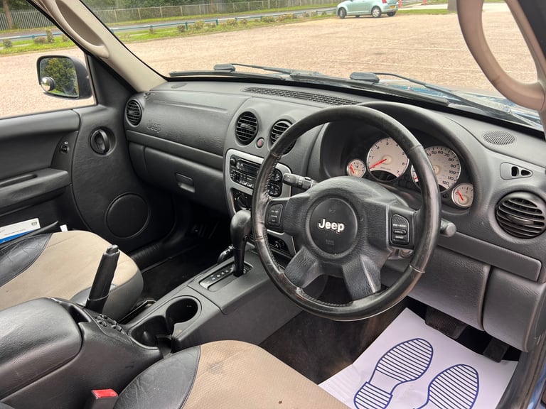 Jeep, CHEROKEE, Estate, 2004, Other, 3700 (cc), 5 doors
