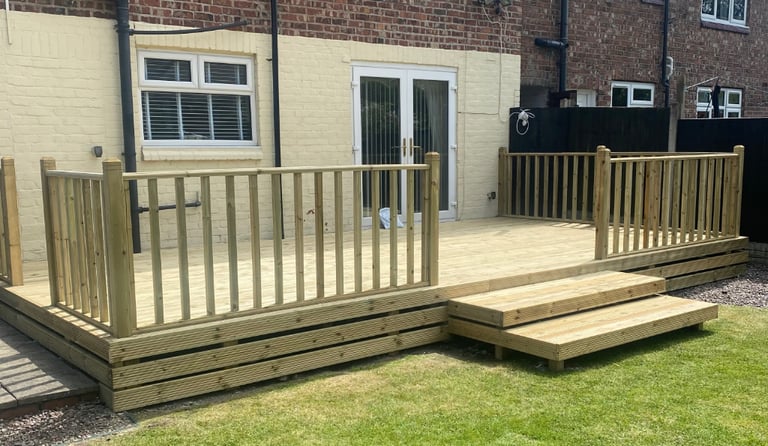 Made to measure timber gates 