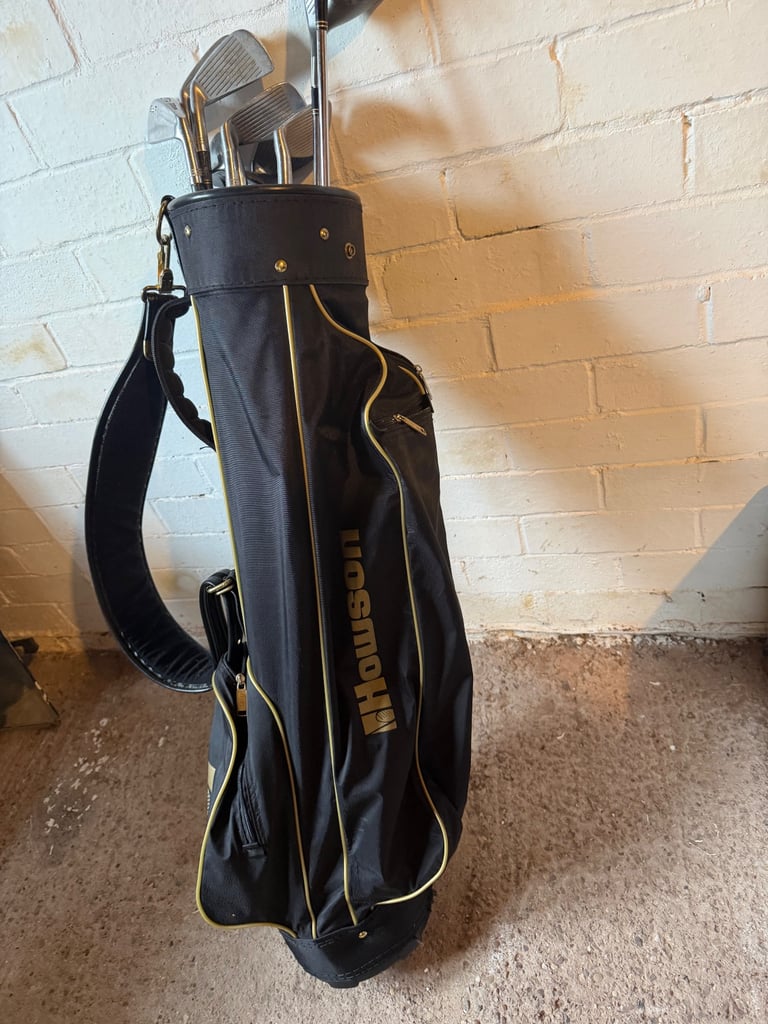 image for Howson Golf bag & Wilson golf clubs 