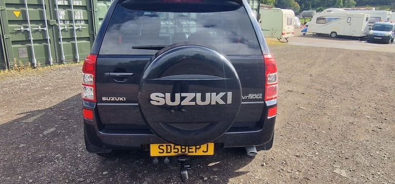 SUZUKI GRAND VITARA 4X4 LWB DDIS FULL MOT LOW MILES 
