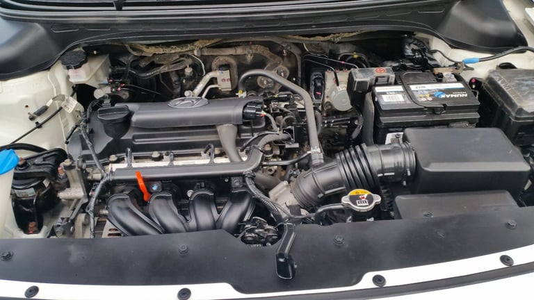 *!*BEAUTIFUL*!* 2015 Hyundai i20 1.4 PREMIUM SE mpi **MOT 26 AUGUST 26** **JUST VALETED**