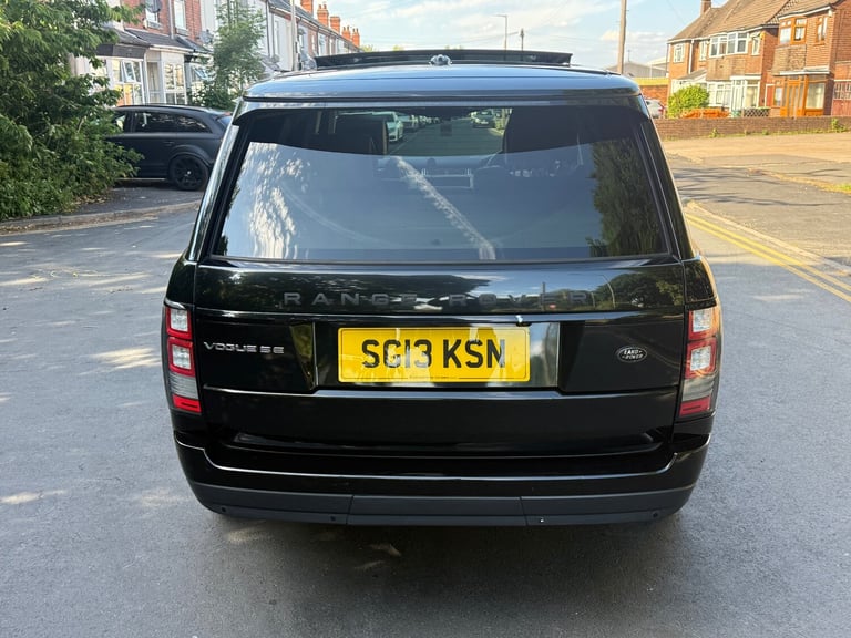 2013 Land Rover Range Rover 3.0 TDV6 Vogue SE 4dr Auto ESTATE Diesel Automatic