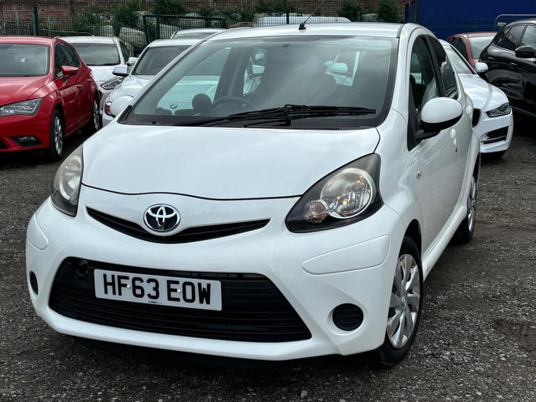 2013 Toyota AYGO 1.0 VVT-i Move 5dr HATCHBACK PETROL Manual