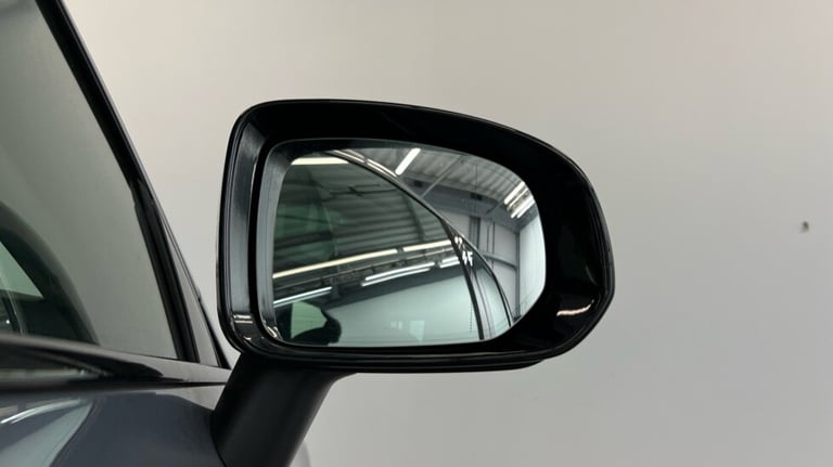 2023 Volvo XC60 2.0 T6 [350] RC PHEV Plus Dark 5dr AWD Geartronic ESTATE PETROL/ELECTRIC Automatic
