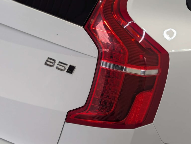 2022 Volvo XC90 2.0 XC90 R-Design B5 MHEV AWD Auto 4WD 5dr SUV Hybrid Automatic