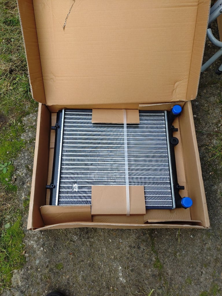 VW Golf MK4 Radiator 
