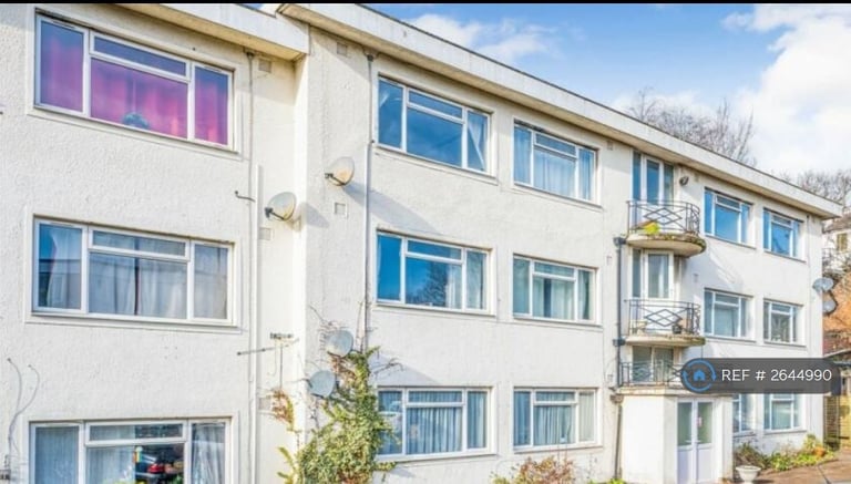 2 bedroom flat in Dorval Manor, Southampton, SO15 (2 bed) (#2644990)