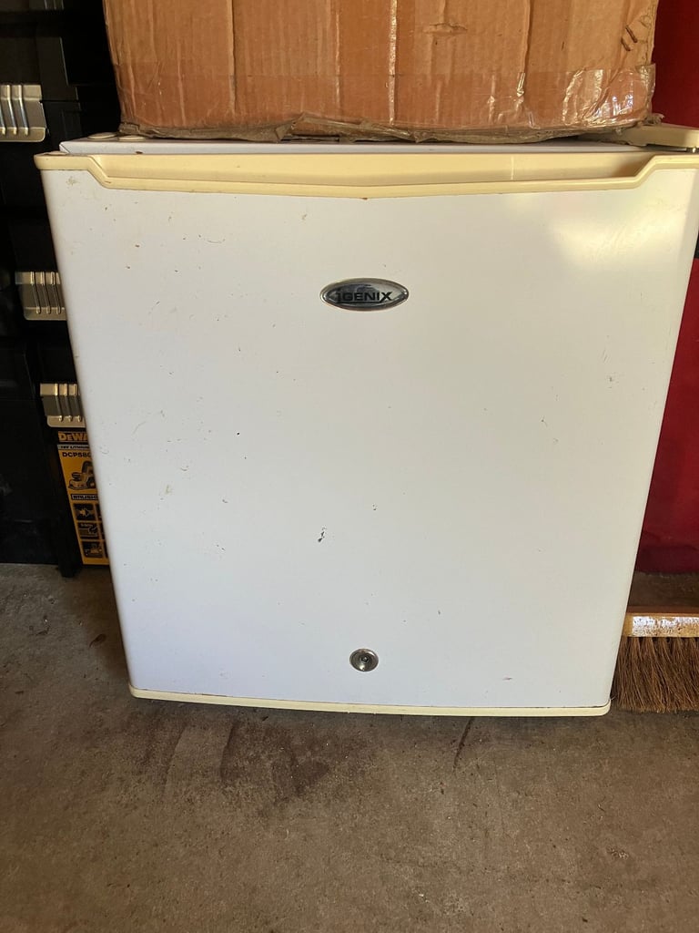 image for Mini Fridge