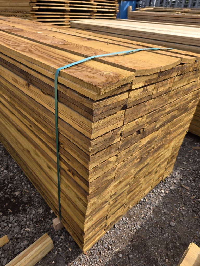 ROUGH SAWN FENCING TIMBER 