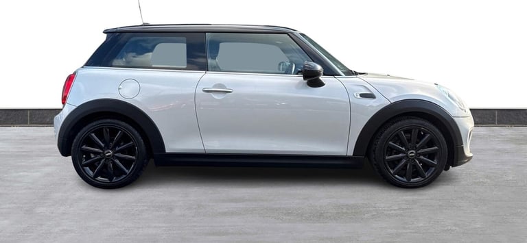 2014 MINI Hatch 1.5 Cooper D 3dr ++ CHILI PK / MEDIA XL / BLACK PK / 20 TAX / ULEZ ++ HATCHBACK D...
