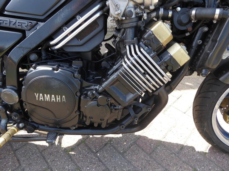 YAMAHA FZX750 E REG ZRX SWING ARM WHEEL MILIE 1000 UPSIDE DOWN FRONT END