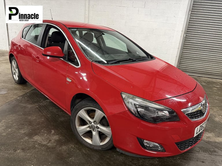 2012 Vauxhall Astra 1.6 16v SRi Hatchback 5dr Petrol Manual Euro 5 (115 ps) Hatchback Petrol Manual