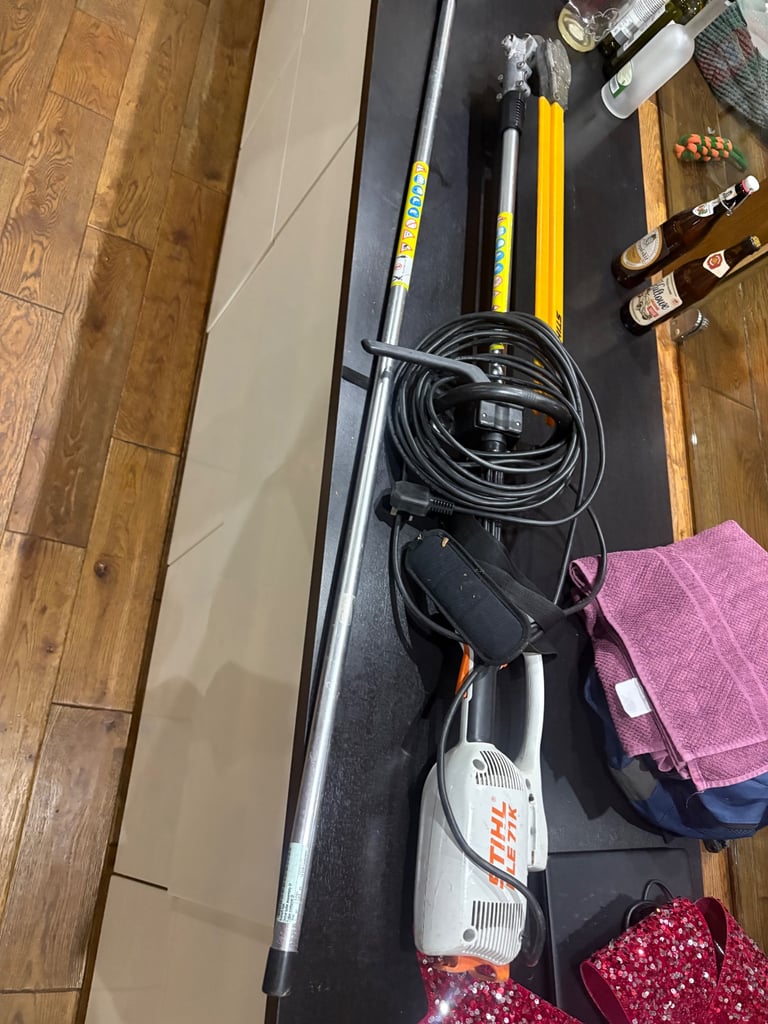 Stihl HLE 71K hedge trimmer 
