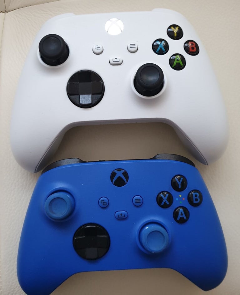 Microsoft Xbox Series S 512GB Video Game Console - White - 2 x wireless controller