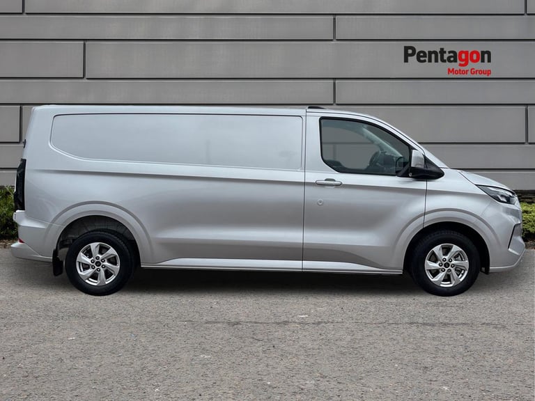 Ford Transit Custom 2.0 280 Ecoblue Limited Panel Van 5dr Diesel Auto L2 H1