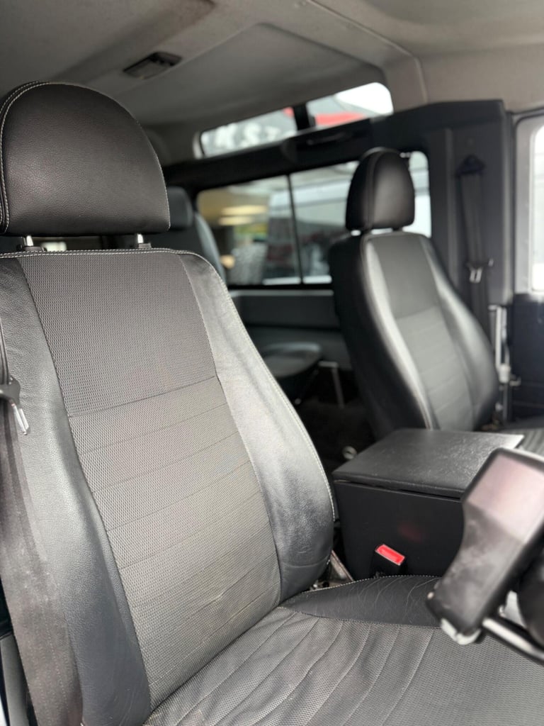 2025 Land Rover Defender 90 2.4 TDCi XS Station Wagon 4WD SWB Euro 4 3dr Diesel Manual