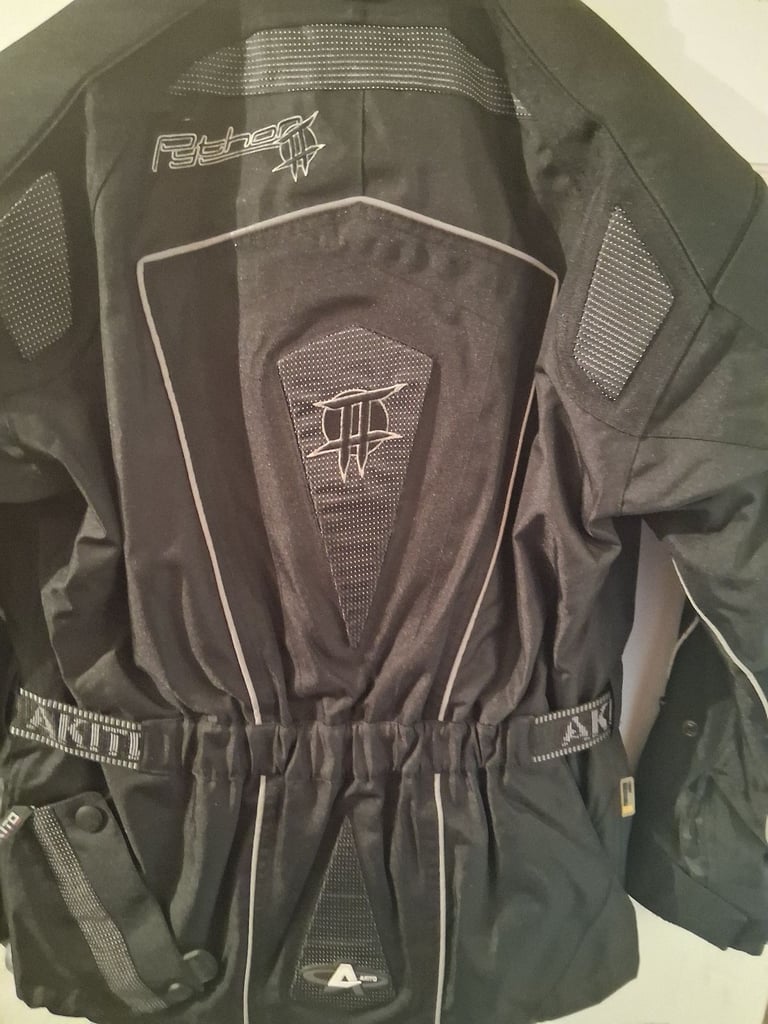 Motorcycle Jacket AKITO