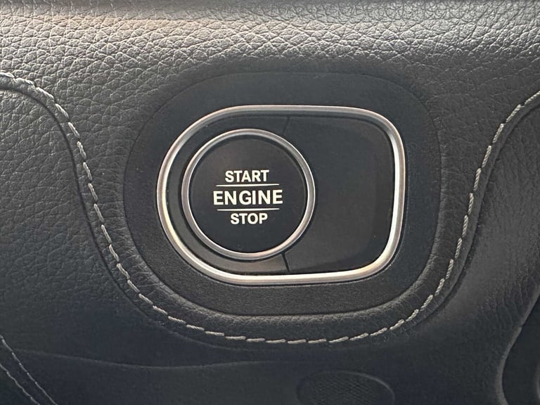  Mercedes-Benz GLE GLE 350de 4Matic AMG Line Premium + 5dr 9G-Tronic SUV Plug-In Hy Automatic