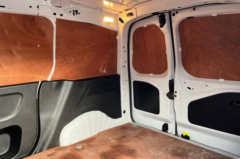 2022 Vauxhall Combo 2300 1.5 Turbo D 100ps H1 Dynamic Van PANEL VAN DIESEL Manual