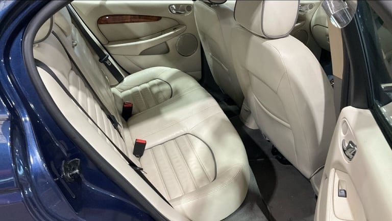 2009 (59) JAGUAR X-TYPE SOVEREIGN AUTO | Diesel | MOT 11/25 | 12 SERVICES