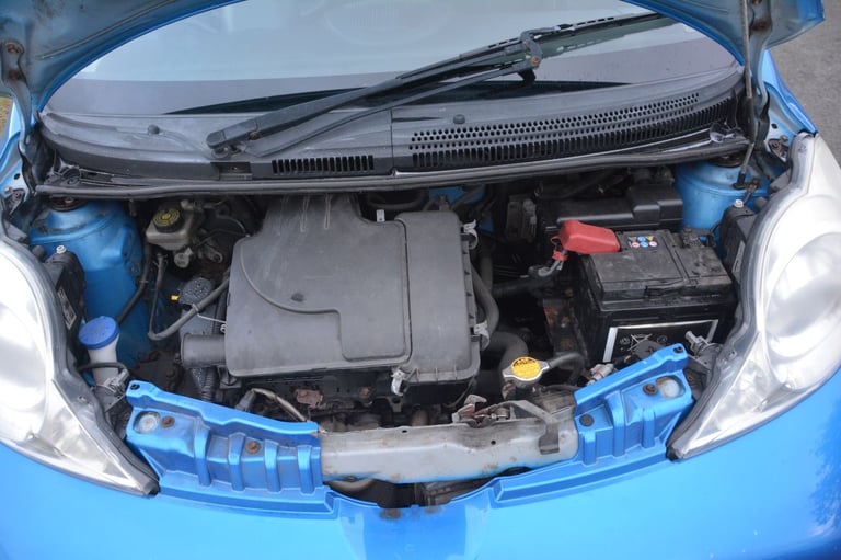 Peugeot, 107, Hatchback, 2010, Manual, 998 (cc),5 doors - Image 16