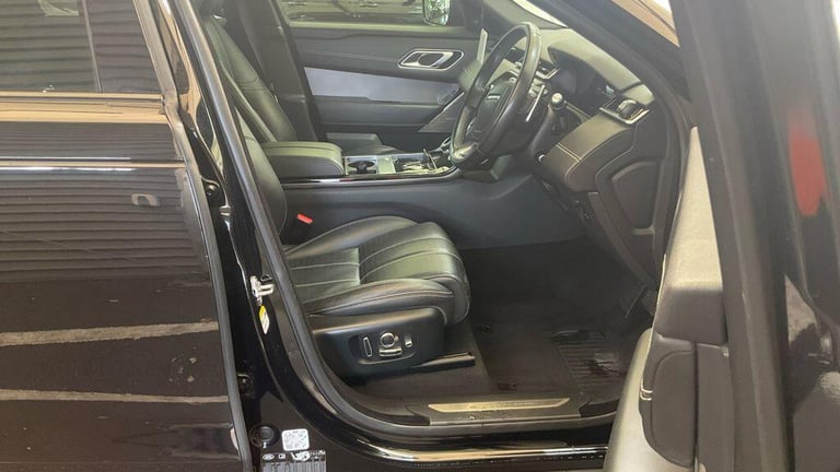  Land Rover Range Rover Velar 2.0 D240 R-Dynamic HSE Auto 4WD Euro 6 (s/s) 5dr Diesel Automatic